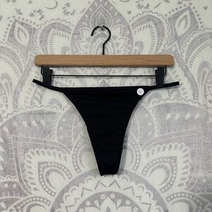 Nwt $10 Gilly Hicks Hollister Black Lace String Stretch Thong Panty L Large